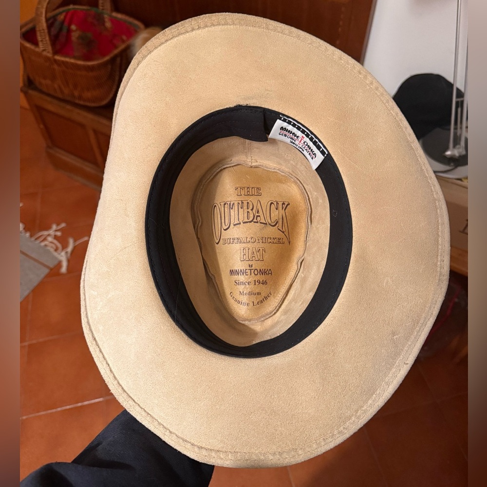Minnetonka Genuine Leather Cowgirl Hat with Silver Details - Size M